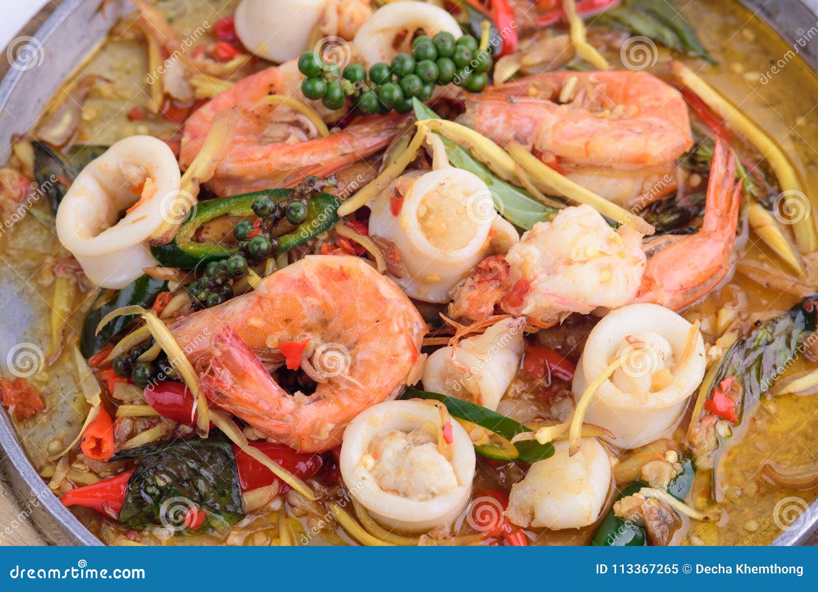 stir fried squid and shrimp hot spicy like tourists
